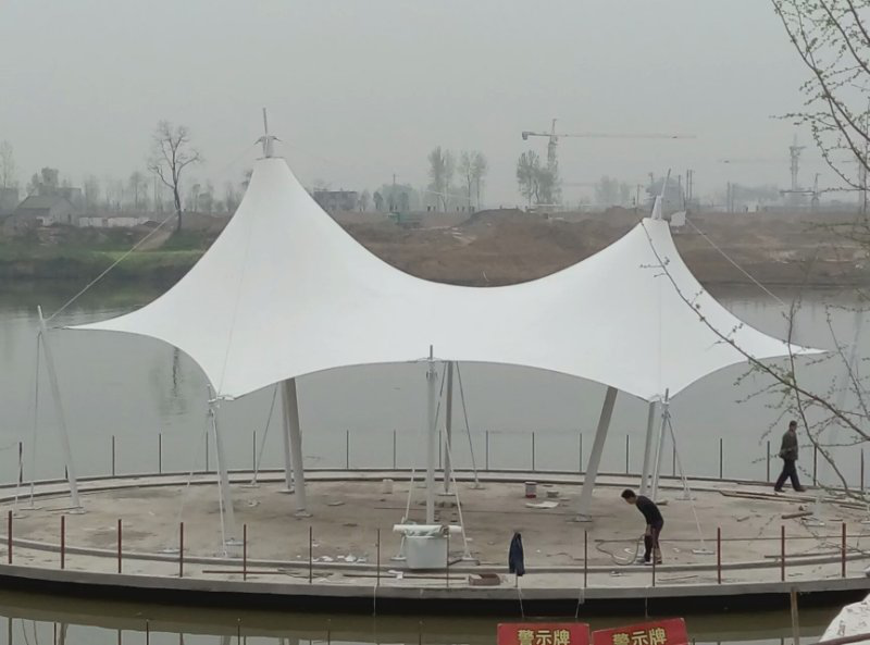 ����ʡ�����̫�Ϳh��ع��@���^����Ĥ